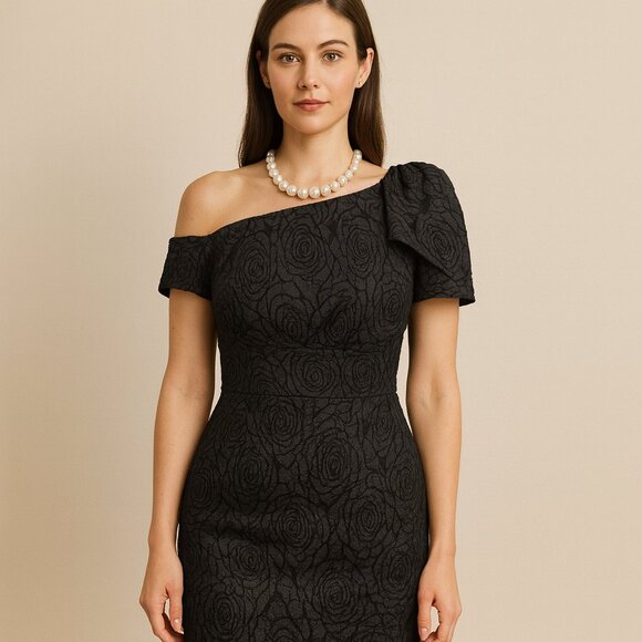 Stunning black one-shoulder - Picture 2 of 5